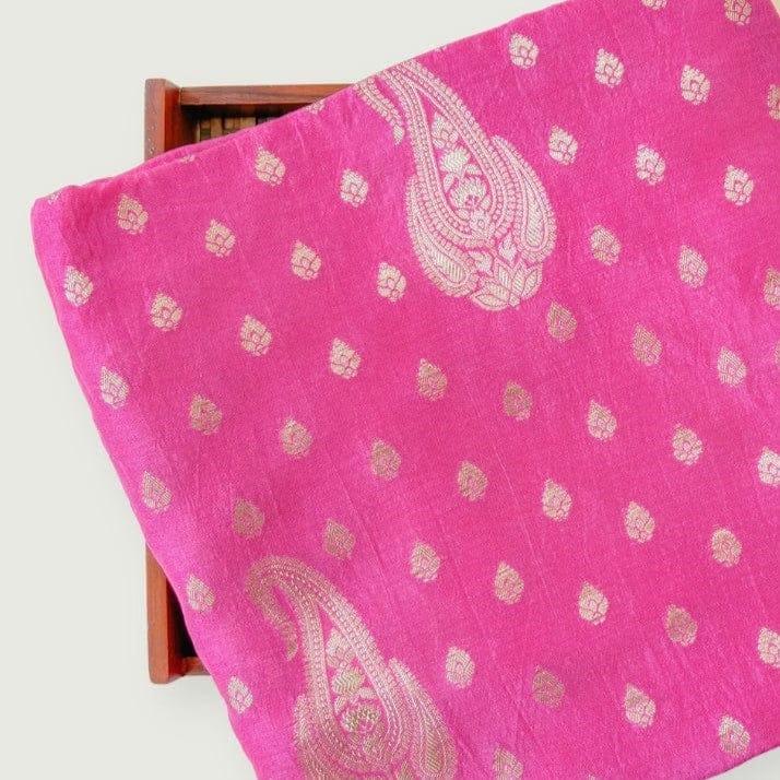 Cloth of Gold Fabric Fabric Bright Rani Royal Paisley Cloth of Gold Woven Pure Russian Silk Fabric (Width 35 Inches)