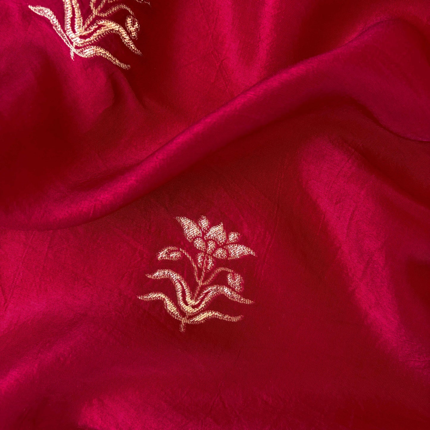 Cloth of Gold Fabric Fabric Deep Red Flower of Taj Woven Pure Russian Silk Fabric (Width 36 Inches)