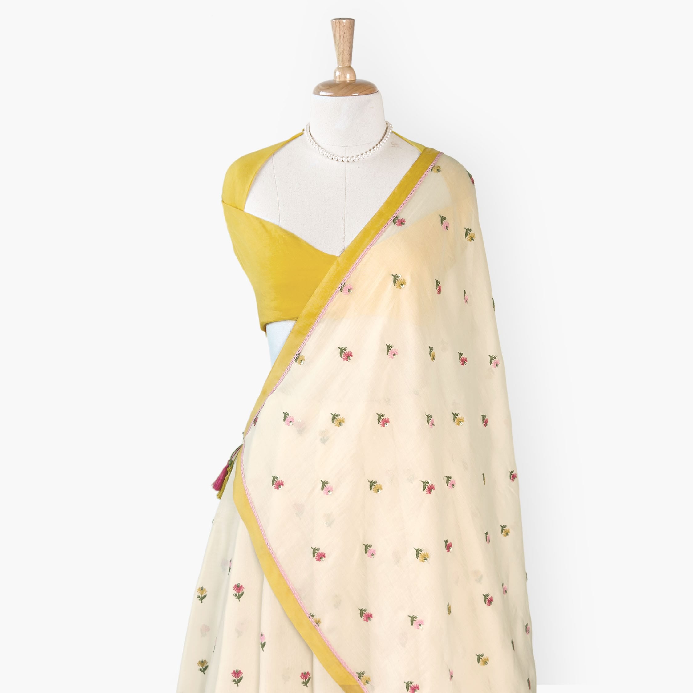 Embroidered Saree Saree Off-White Mul Chanderi Saree