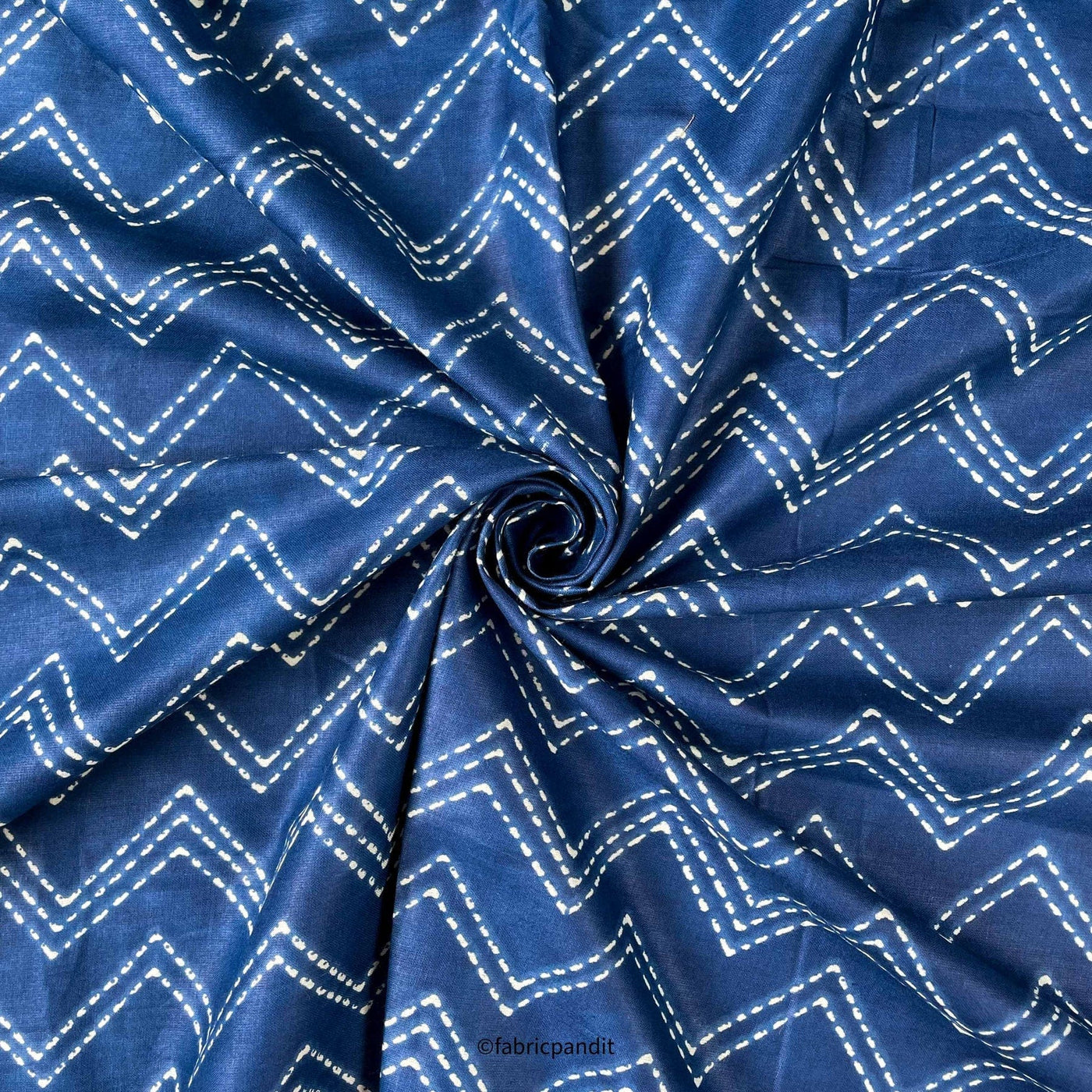 Fabric Pandit Fabric Navy Blue & White Zig-Zag Batik Natural Dyed Hand Block Printed Pure Cotton Fabric (Width 42 inches)