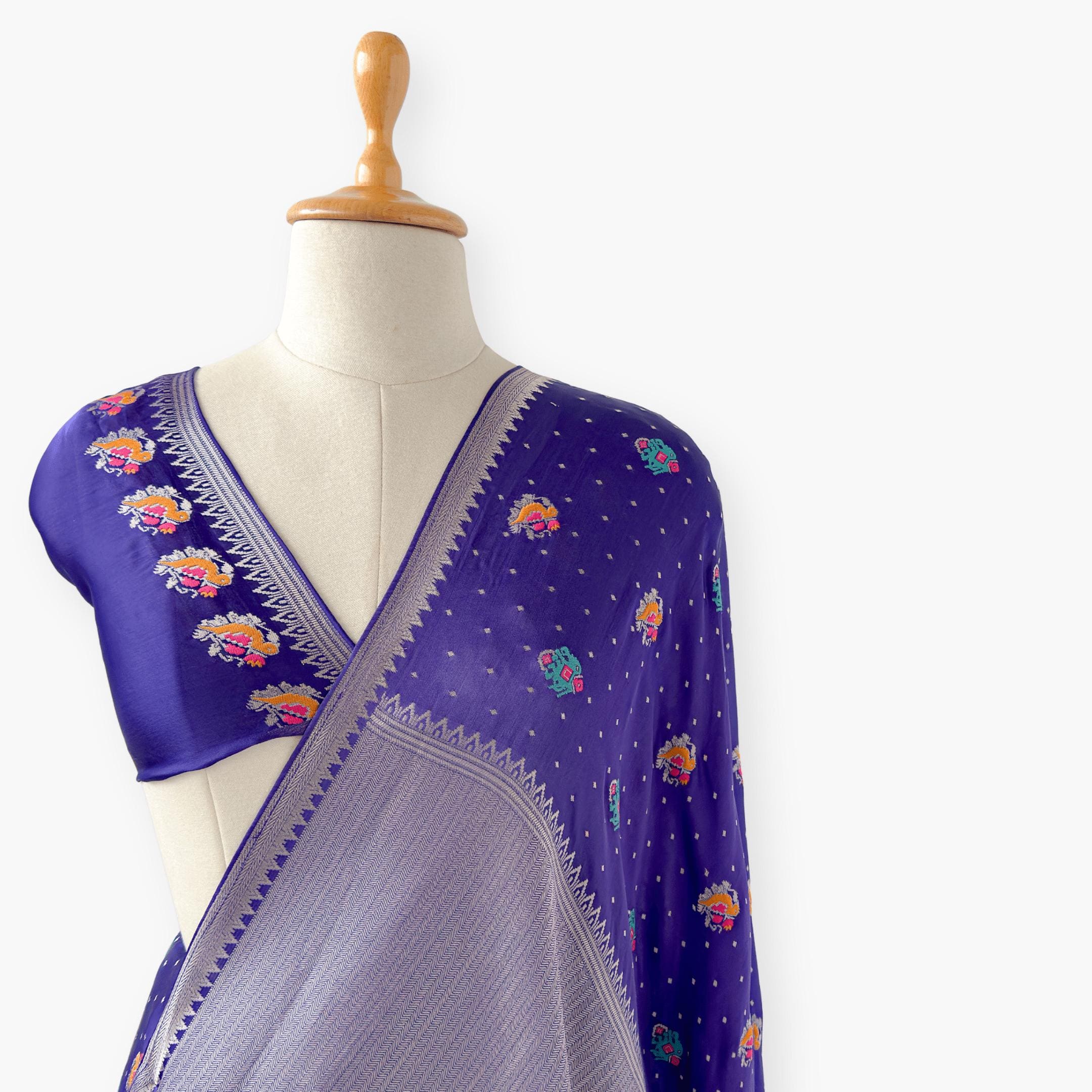 Heirlooms of Silk Saree Saree Voilet Pure Satin Saree
