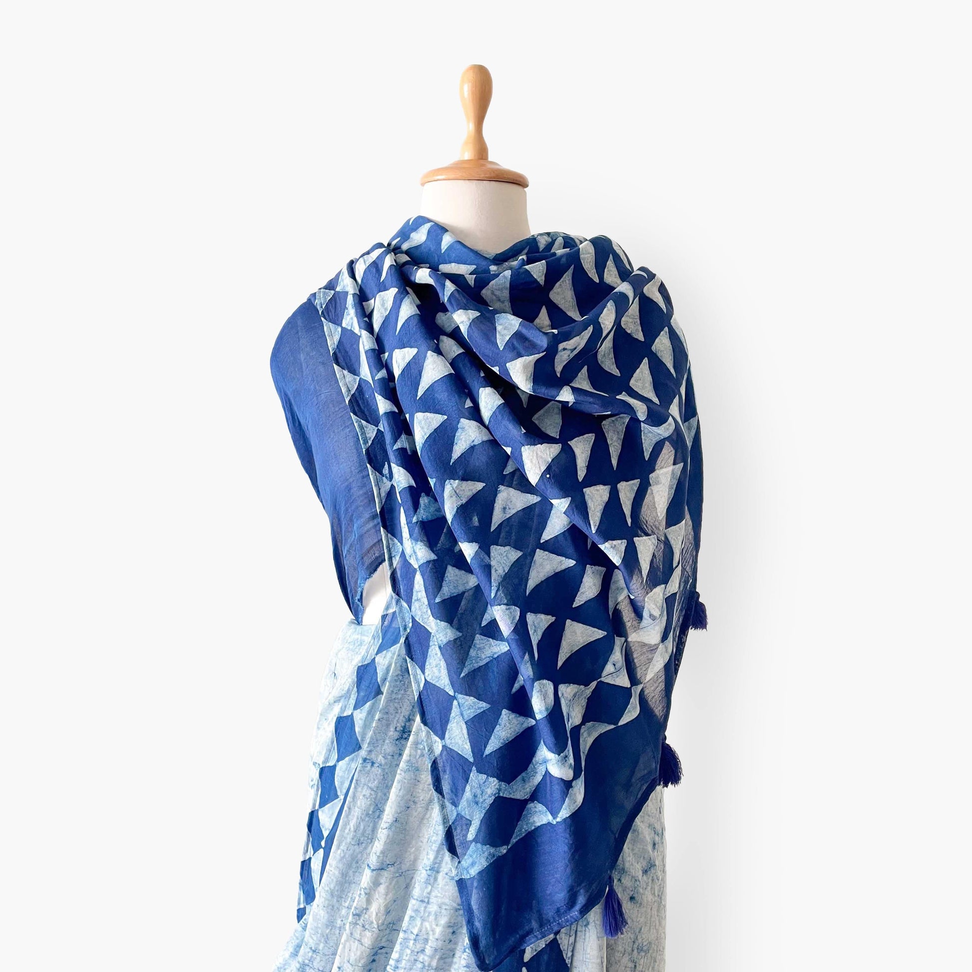 Munga Saree Saree The Indigo Story Large Triangles Hand Block Printed Soft Munga Saree With Unstitched Blouse Piece