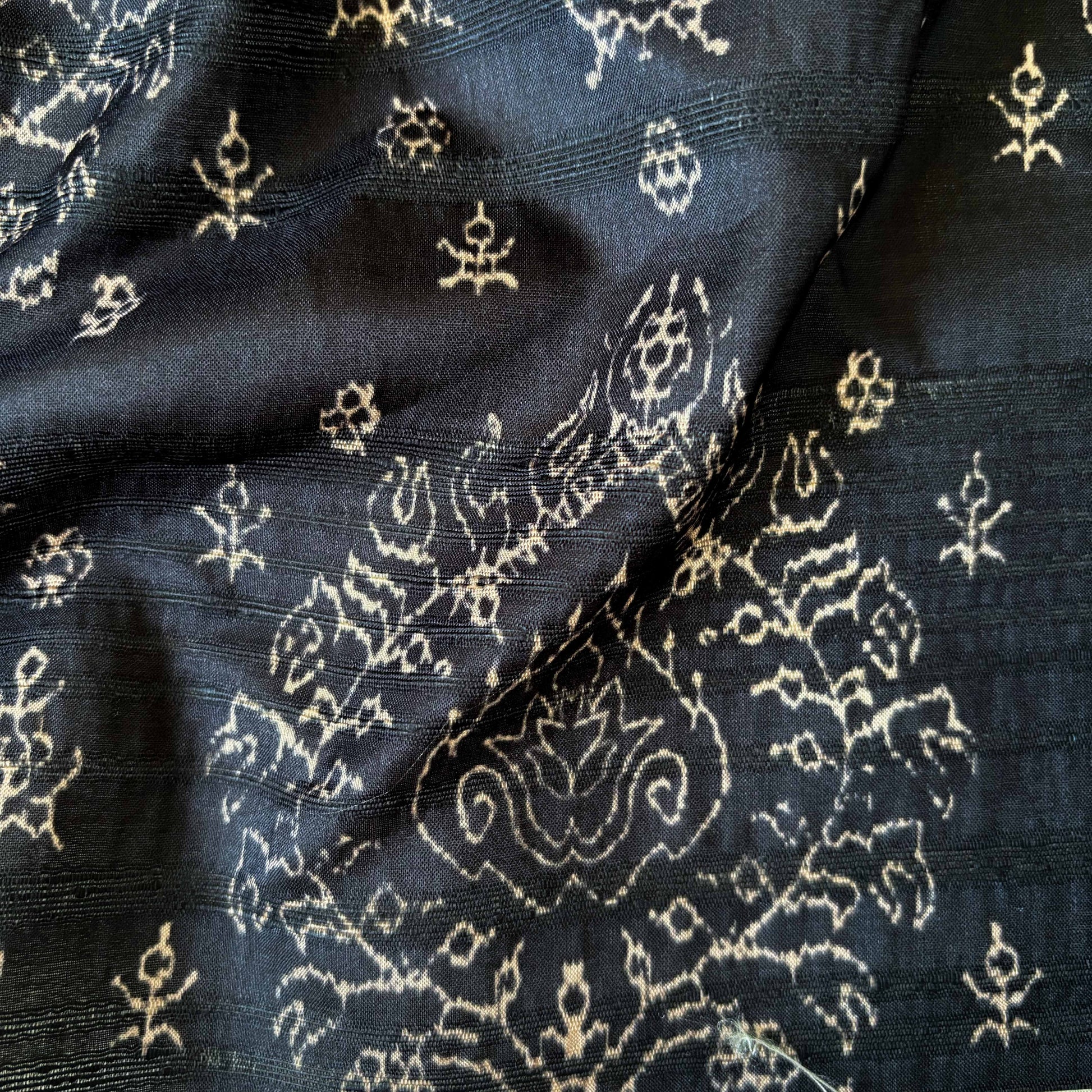 Tussar Silk Fabric Fabric Black Traditional Paan Digital Printed Tussar Silk Fabric (Width 44 Inches)