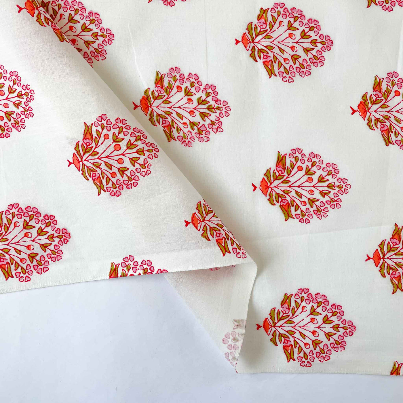 Fabric Pandit Cut Piece (CUT PIECE) White & Pink Flower Bunch Hand Block Printed Pure Cotton Fabric (Width 43 inches)