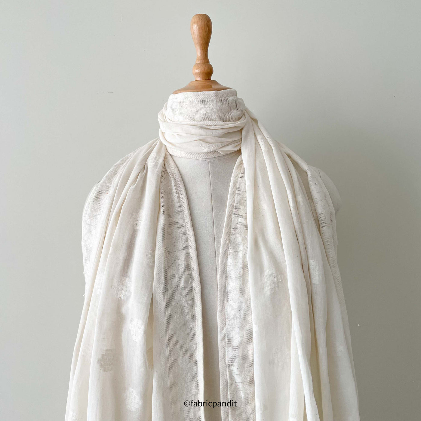 Fabric Pandit Dupatta Soft White Dyeable Woven Classic Jamdani Pure Mul Cotton Dupatta (2.3 Meters)