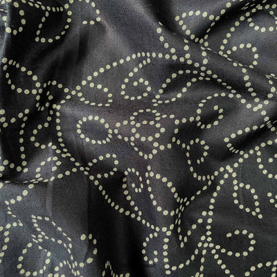 Fabric Pandit Fabric Black & Beige Traditional Bandhani Pattern Floral Jaal Hand Block Printed Pure Cotton Fabric (Width 42 inches)