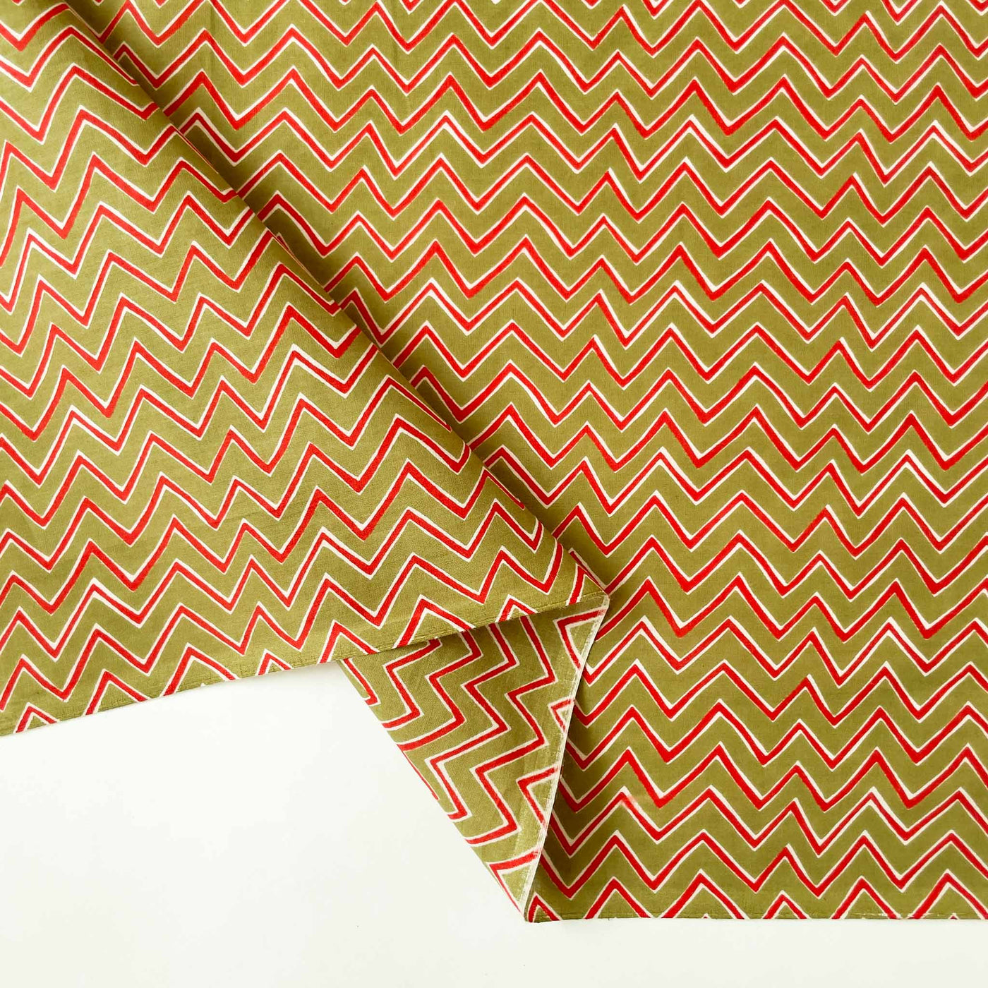 Fabric Pandit Fabric Dusty Green & Red Zig-Zag Pattern Screen Printed Pure Cotton Fabric (Width 43 inches)