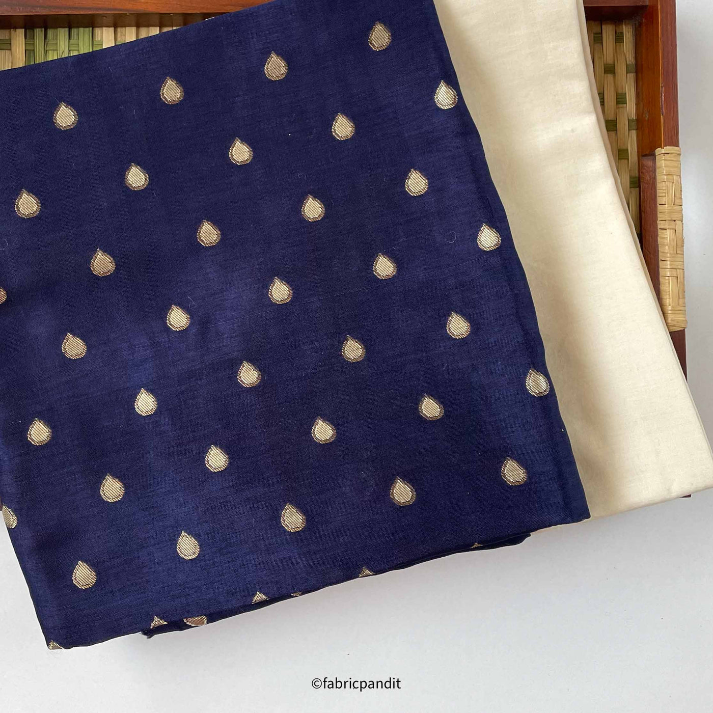 Fabric Pandit Kurta Set Men's Royal Blue Dewdrops Cloth of Gold | Woven Pure Russian Silk Kurta Fabric (3.2 Meters) | and Cotton Pyjama (2.5 Meters) | Unstitched Combo Set
