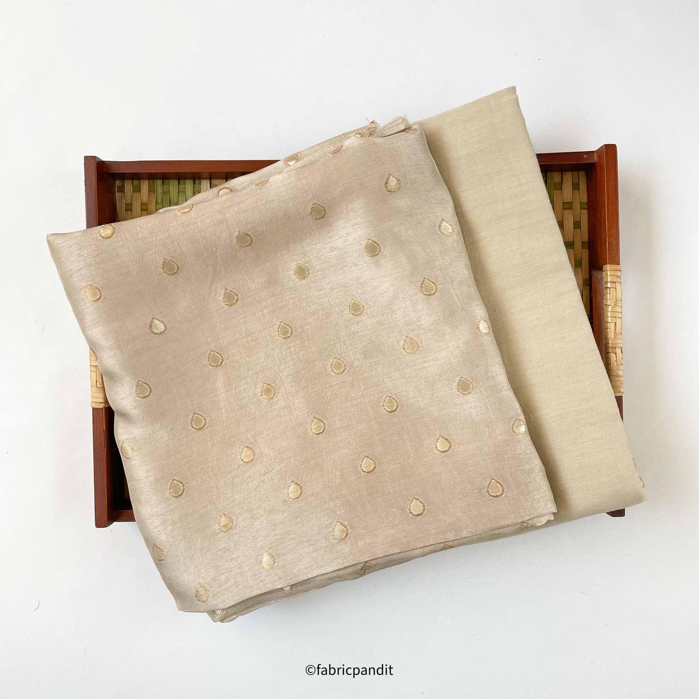 Fabric Pandit Kurta Set Women's Pure Silver Dewdrops Cloth of Gold | Woven Pure Russian Silk Kurta Fabric (3.2 Meters) | and Cotton Pyjama (2.5 Meters) | Unstitched Combo Set