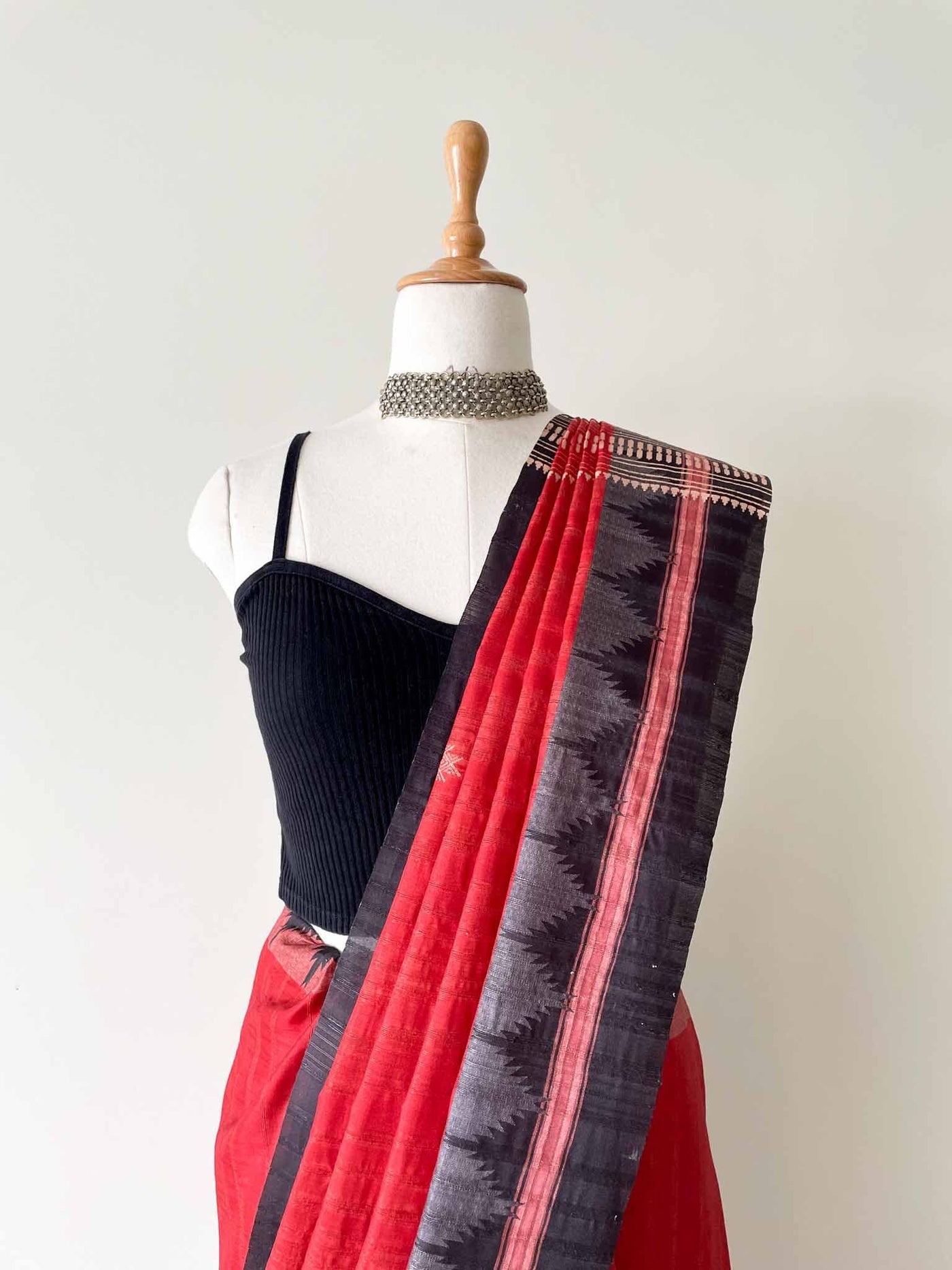 Fabric Pandit Saree Bright Red and Black Traditional Jamdani Pattern Digital Printed Dhakkai Tussar Silk Kothapatti Saree